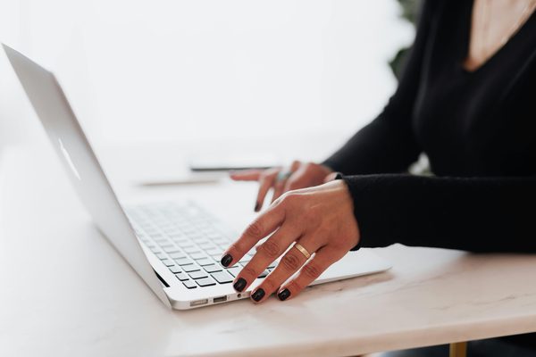 Boostez votre stratégie en ligne avec un expert SEO dédié